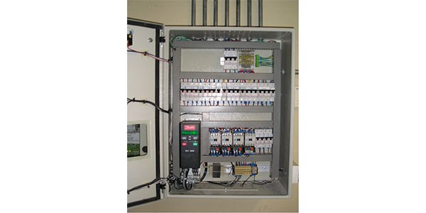 Controles eléctricos Gpo D Rafael Sandoval EJ24